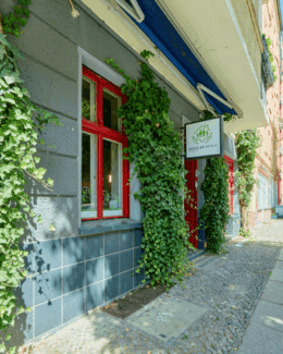 Haus Grünberger Eingangsbereich SOZIALES-BERLIN