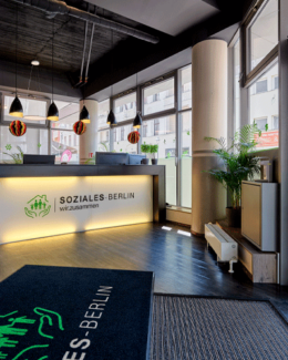 Haus Wilmersdorfer Lobby SOZIALES-BERLIN Haus Wilmersdorfer Lobby SOZIALES-BERLIN