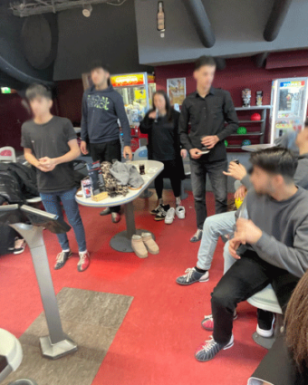 Bowling-Spaß mit unseren Jugendlichen Haus Wilmersdorf 07.02.2025
